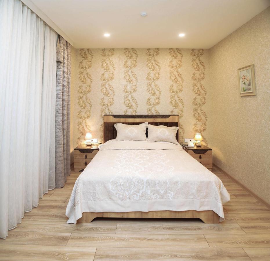 Midcity Hotel Baku Exterior photo