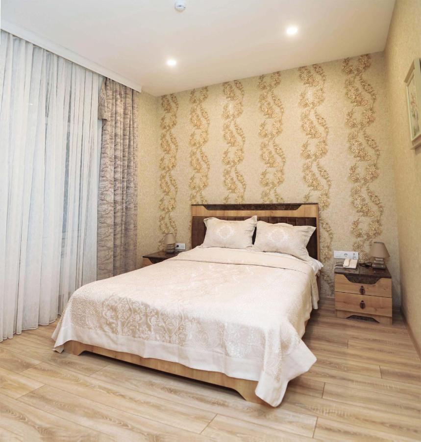 Midcity Hotel Baku Exterior photo