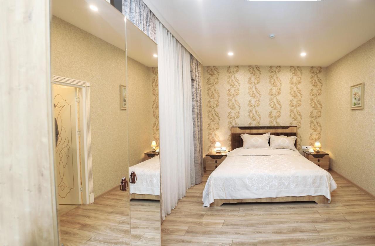 Midcity Hotel Baku Exterior photo