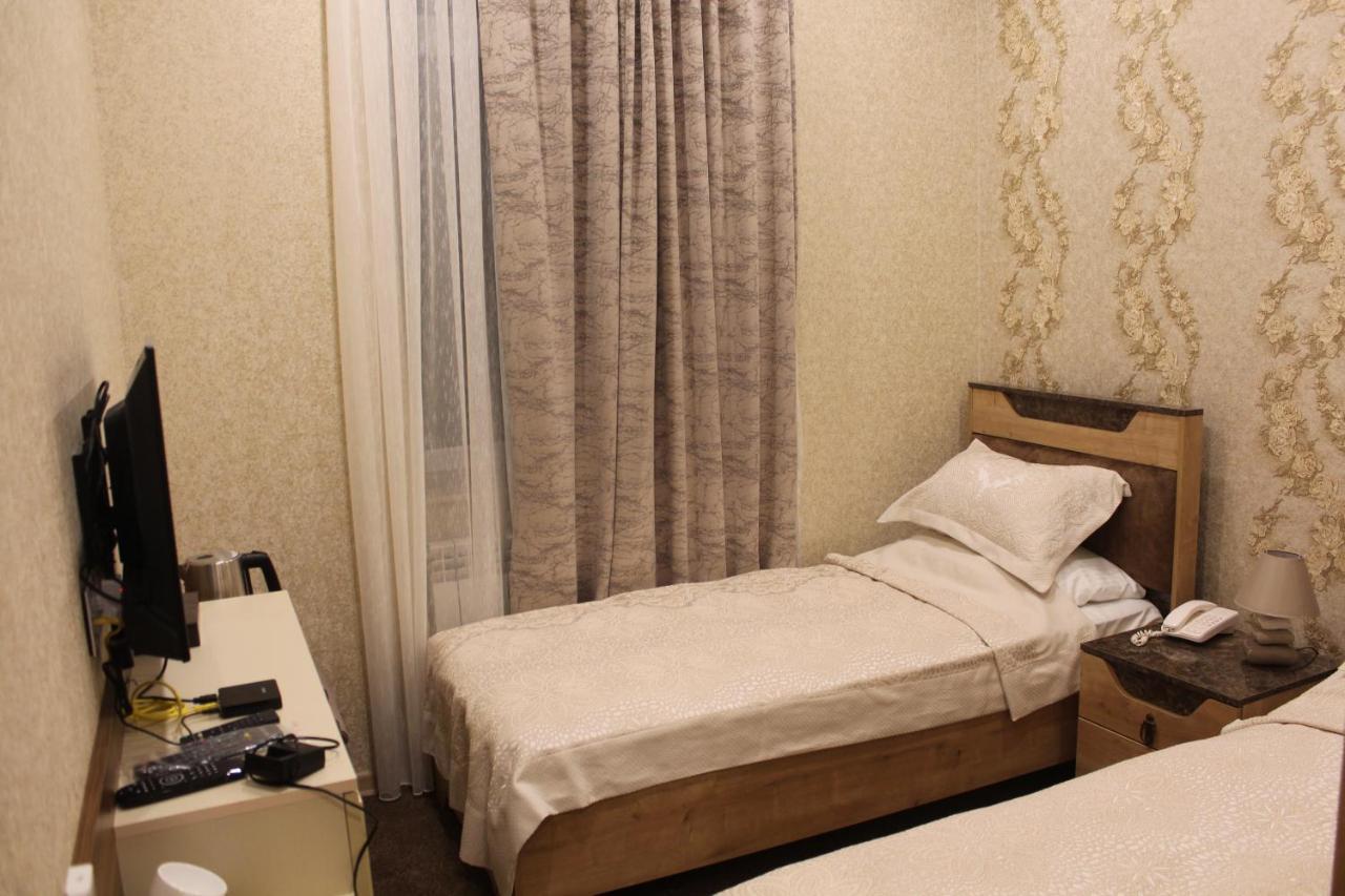 Midcity Hotel Baku Exterior photo